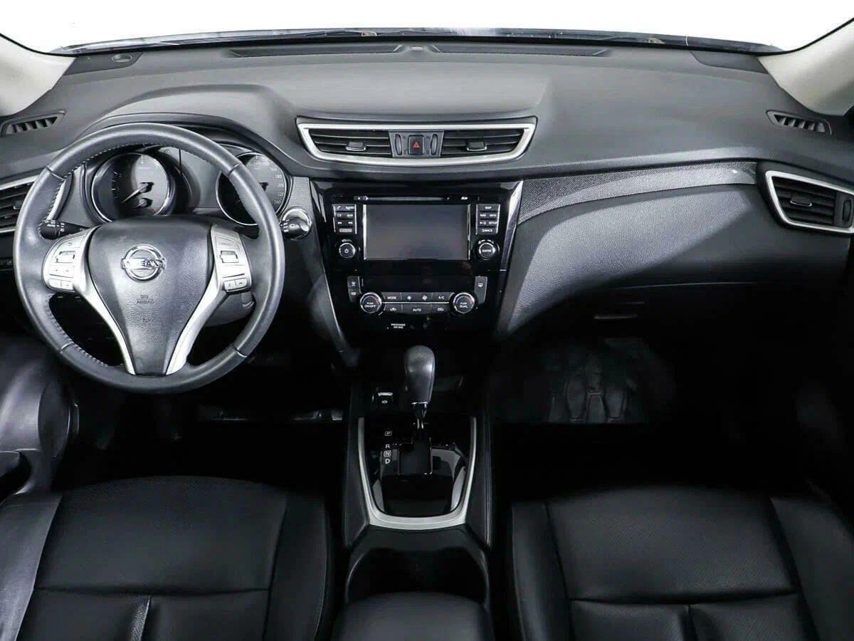 Nissan X-Trail 2018, белый