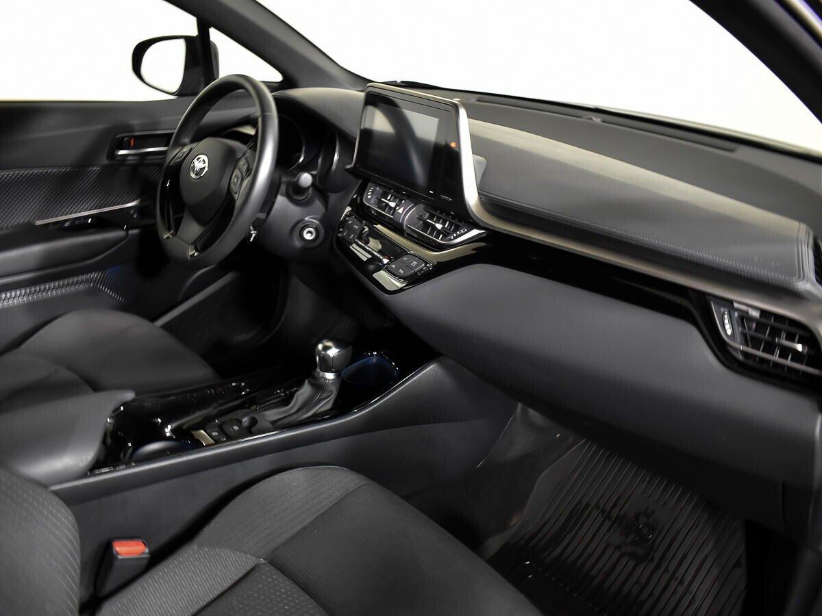 Toyota C-HR 2018, черный
