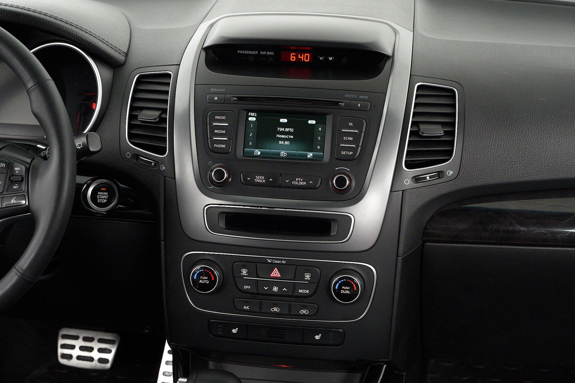 Kia Sorento 2019, черный