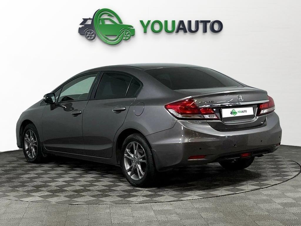 Honda Civic 2013, серый