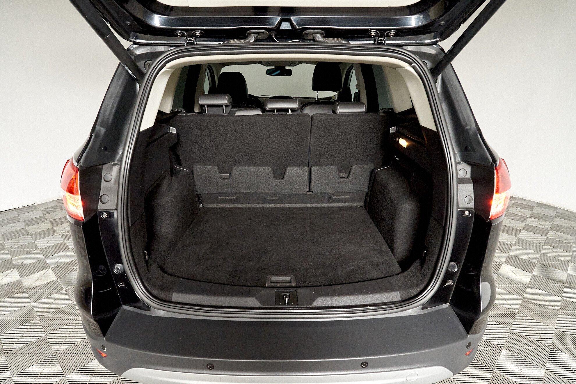 Ford Kuga 2015, черный
