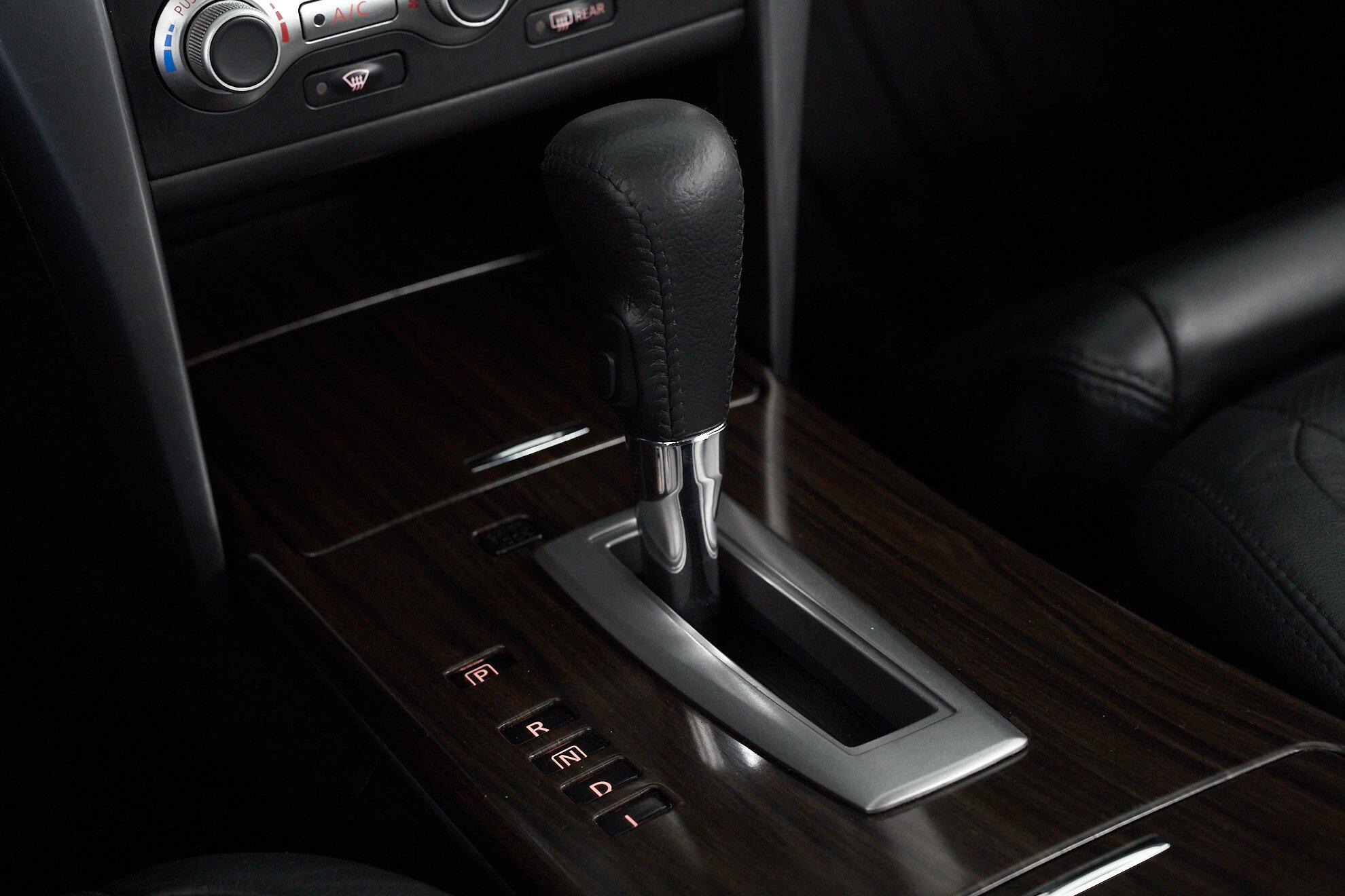 Nissan Teana 2013, черный
