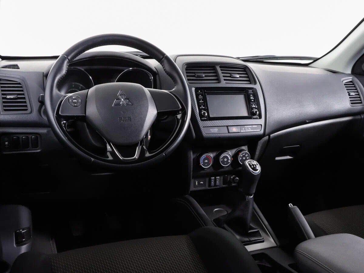Mitsubishi ASX 2020, серый