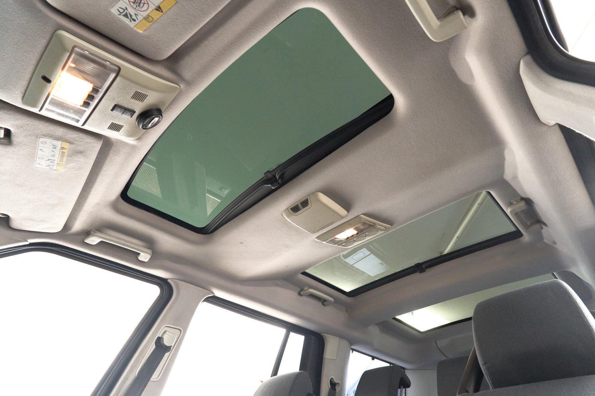 Land Rover Discovery 2006, черный