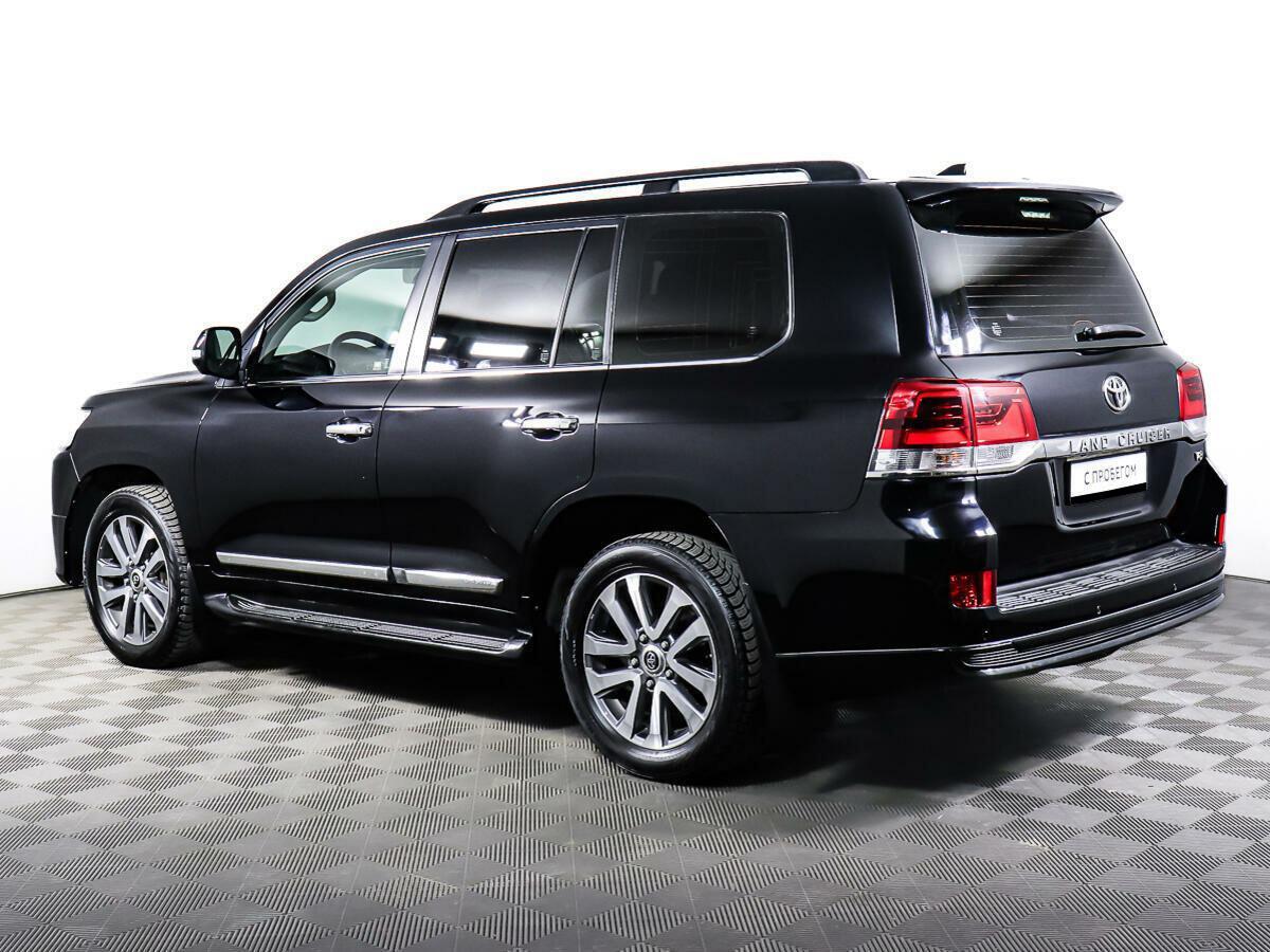 Toyota Land Cruiser 2018, черный