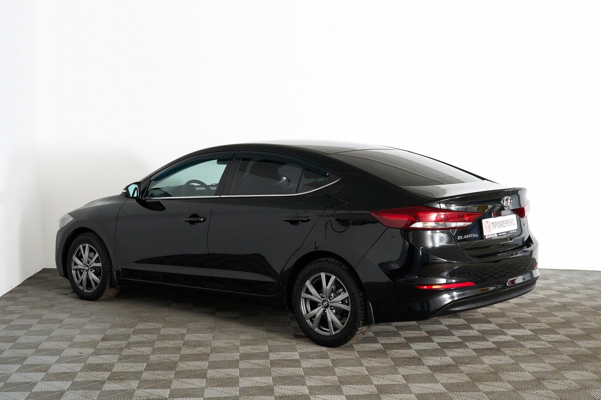 Hyundai Elantra 2016, черный
