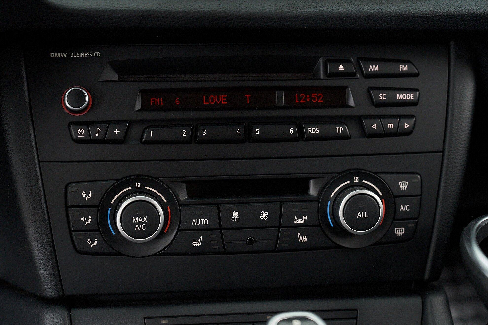 BMW X1 2014, синий