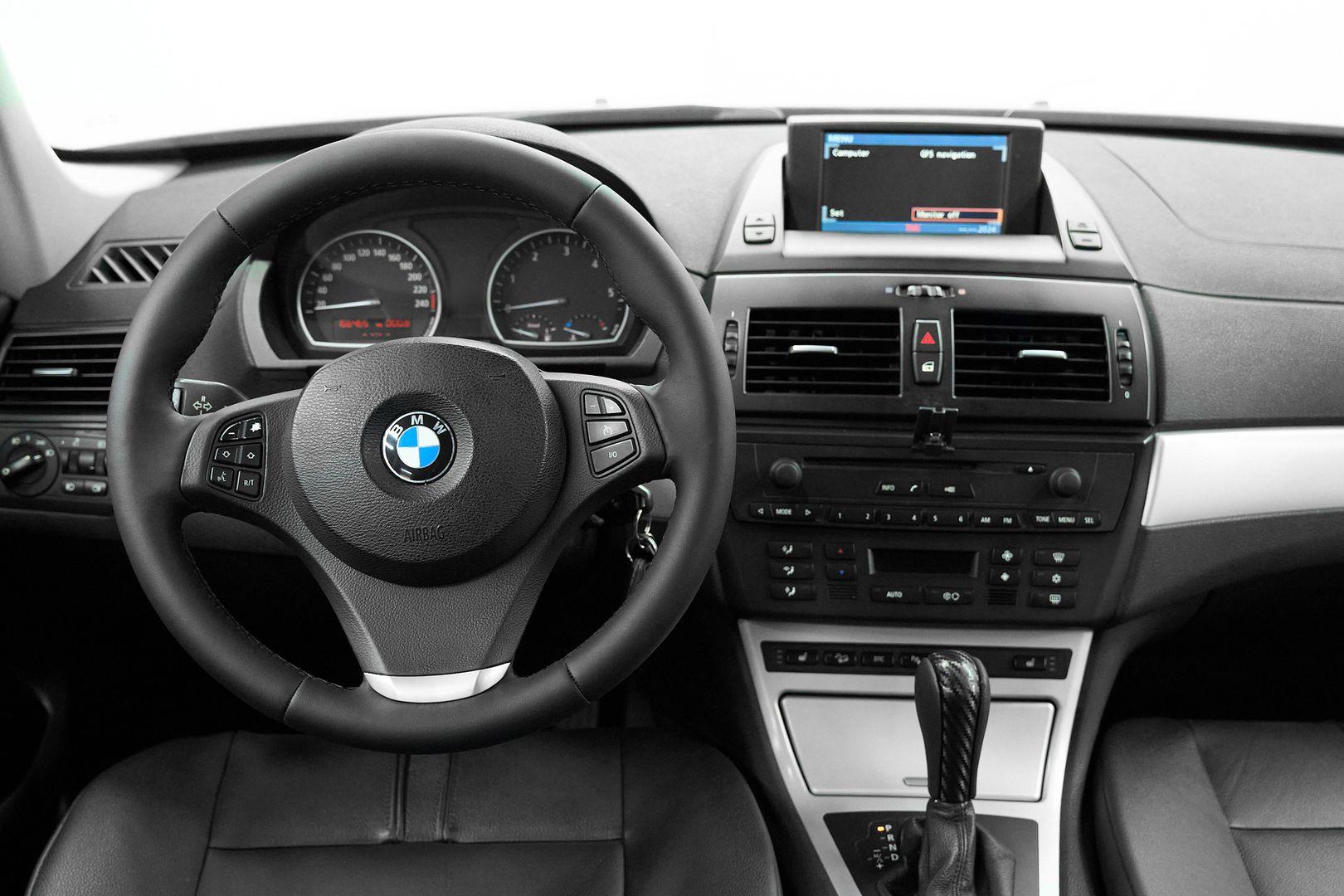 BMW X3 2009, серый