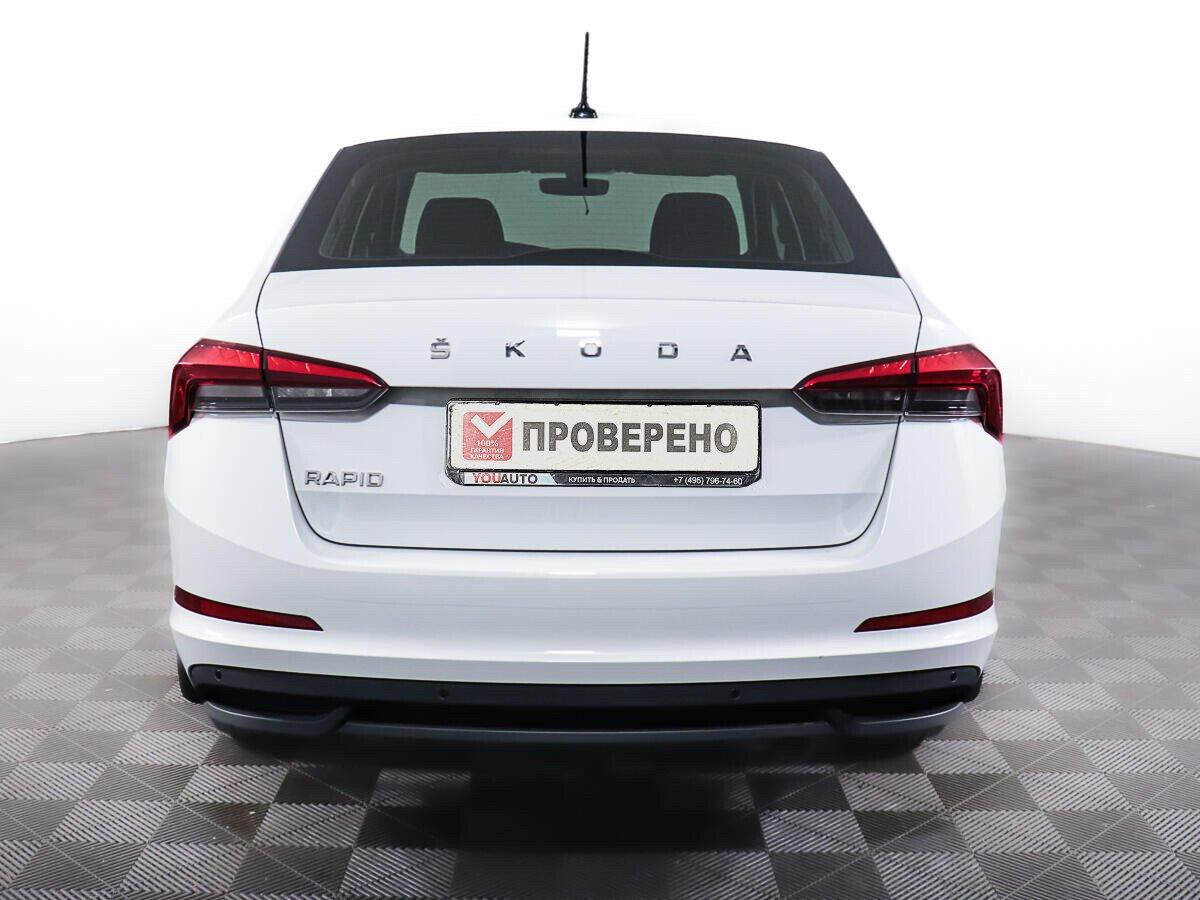 Skoda Rapid 2022, белый