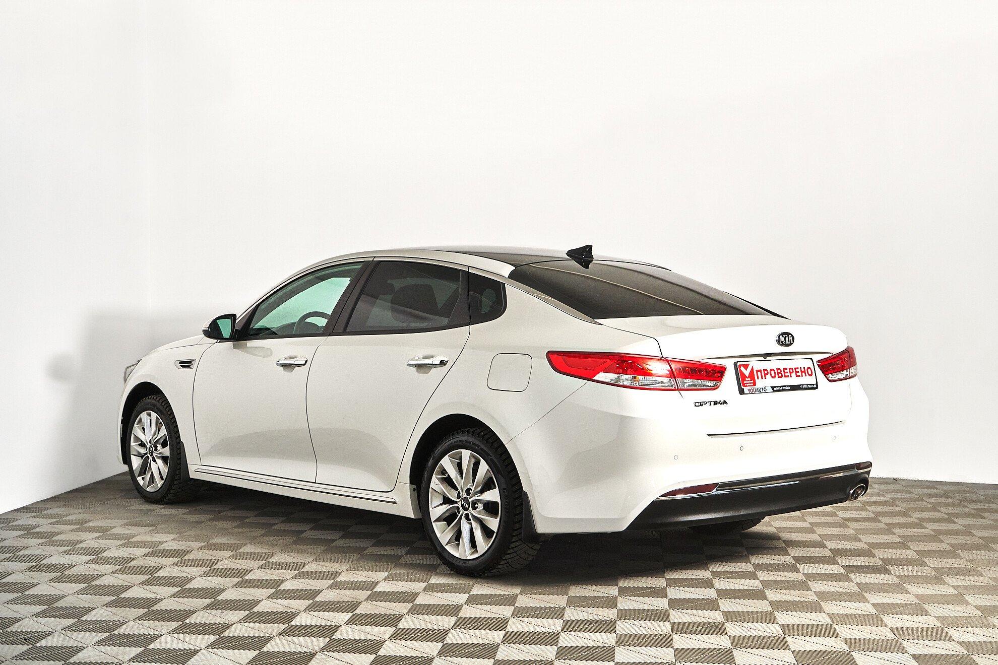 Kia Optima 2018, белый