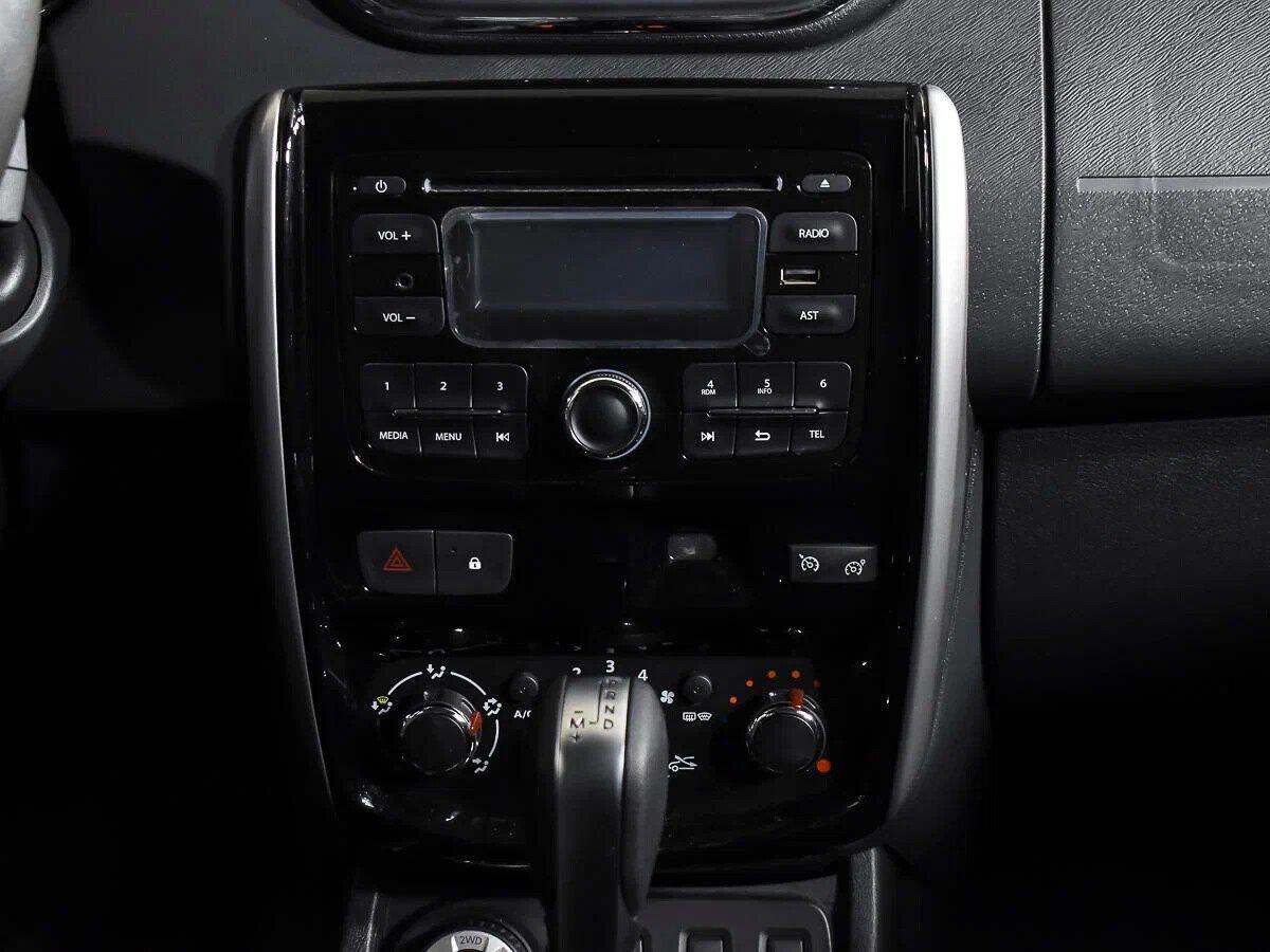 Nissan Terrano 2019, серый