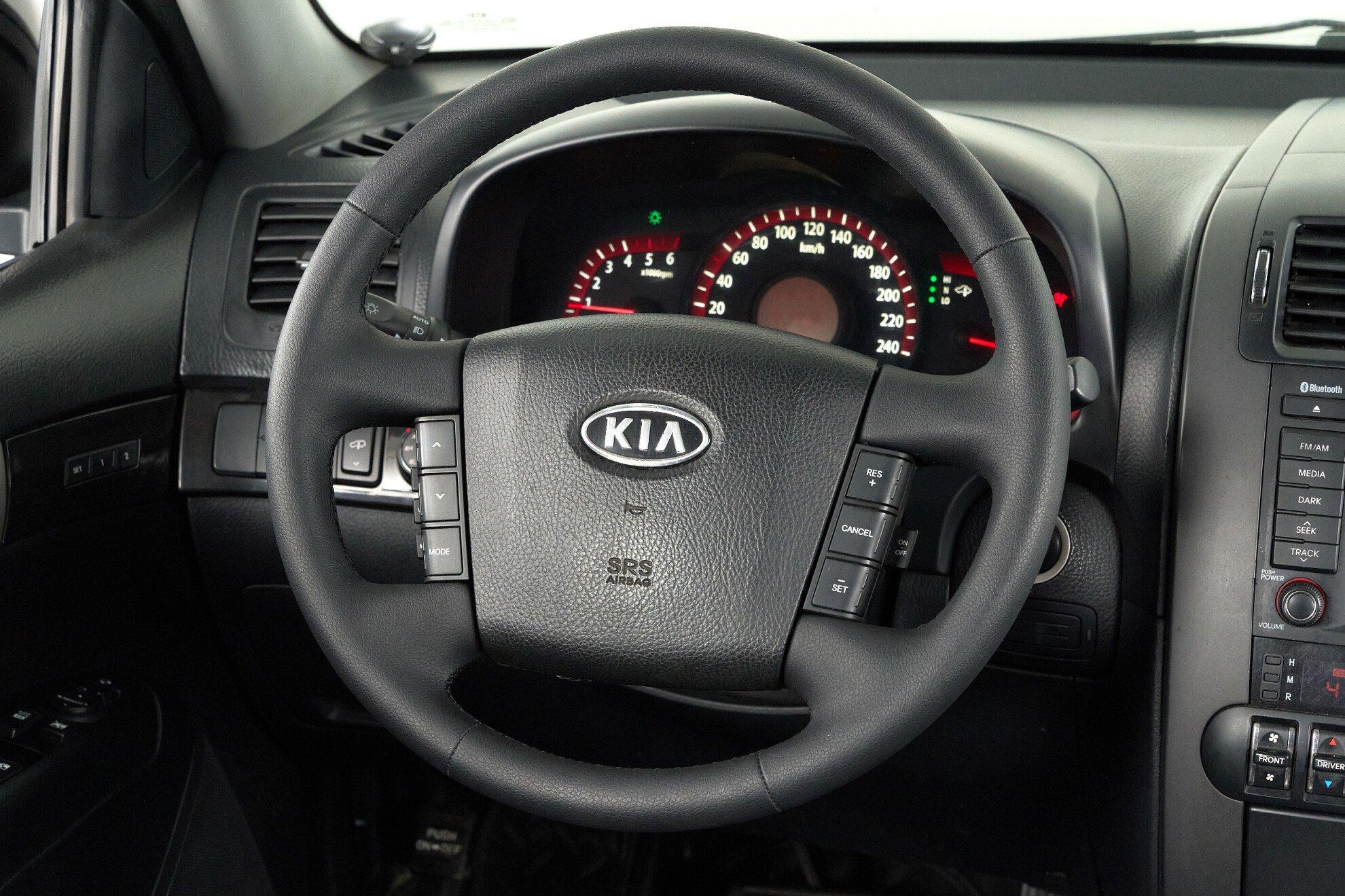 Kia Mohave 2011, черный
