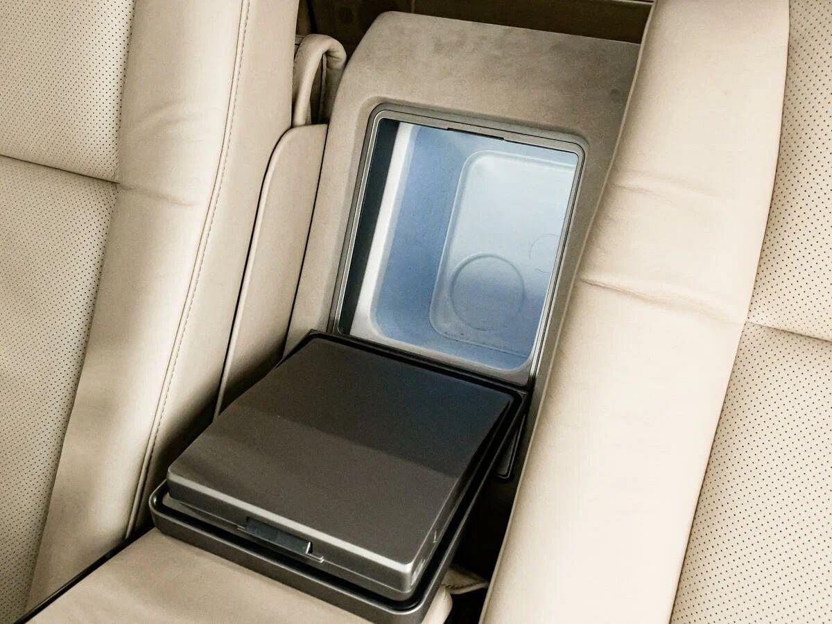 Lexus LX 2013, черный