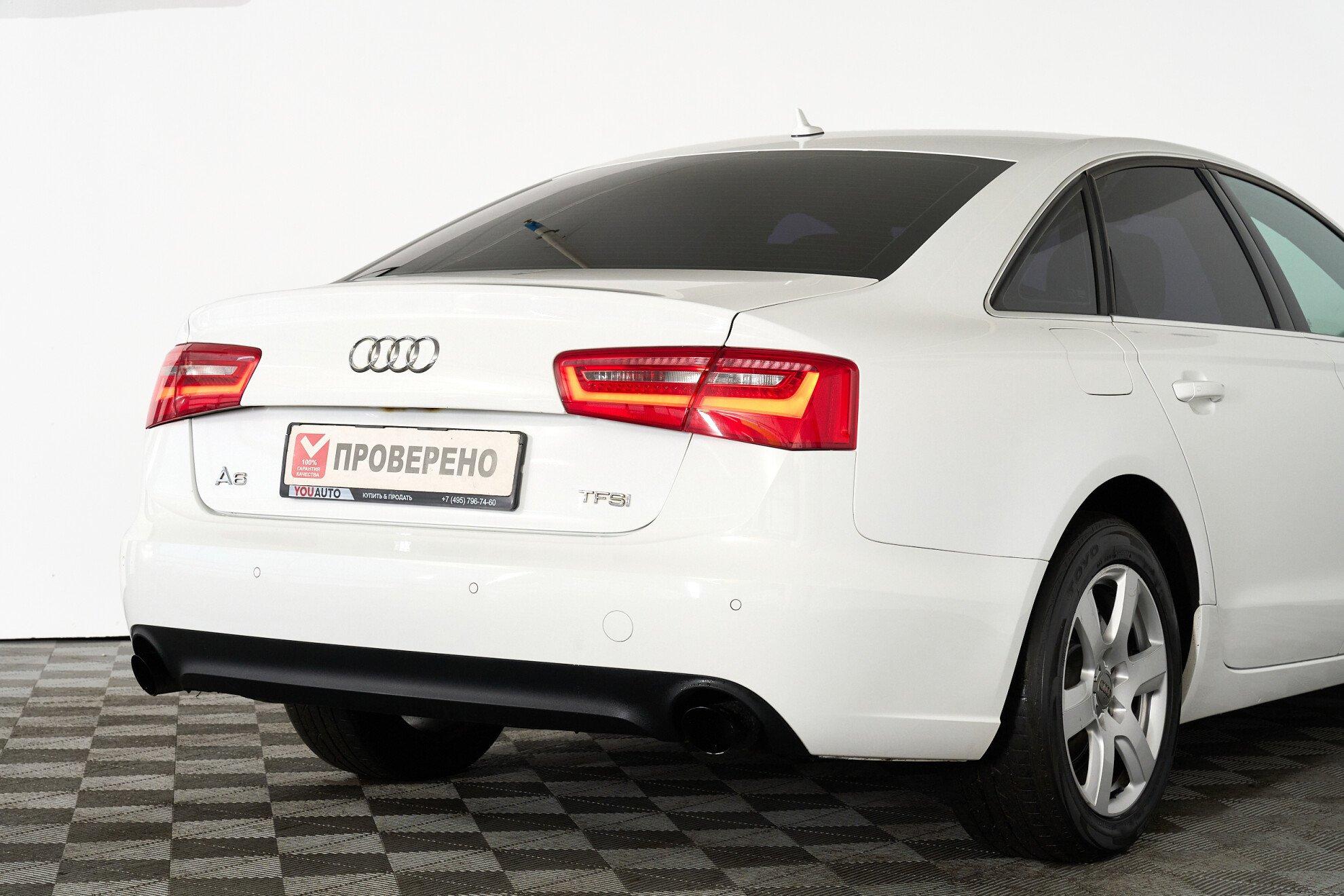 Audi A6 2011, белый