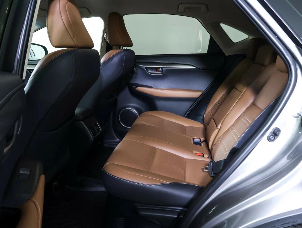 Lexus NX 2017, серый