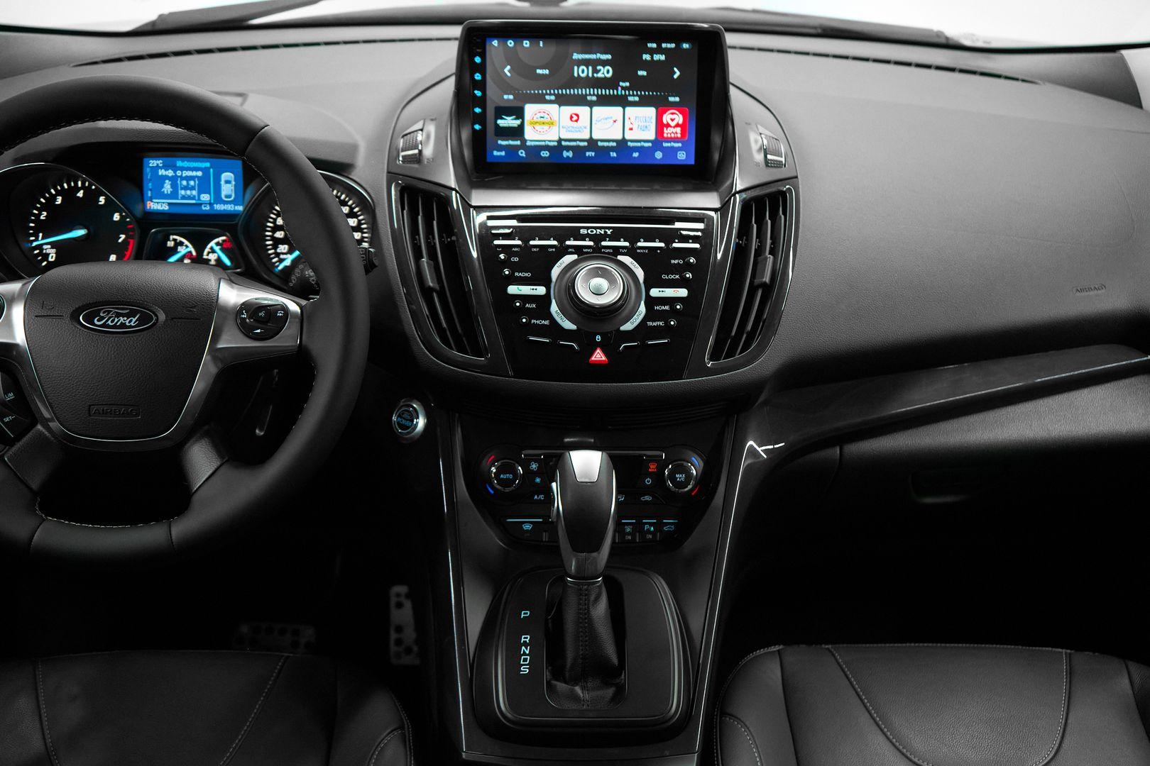Ford Kuga 2014, черный