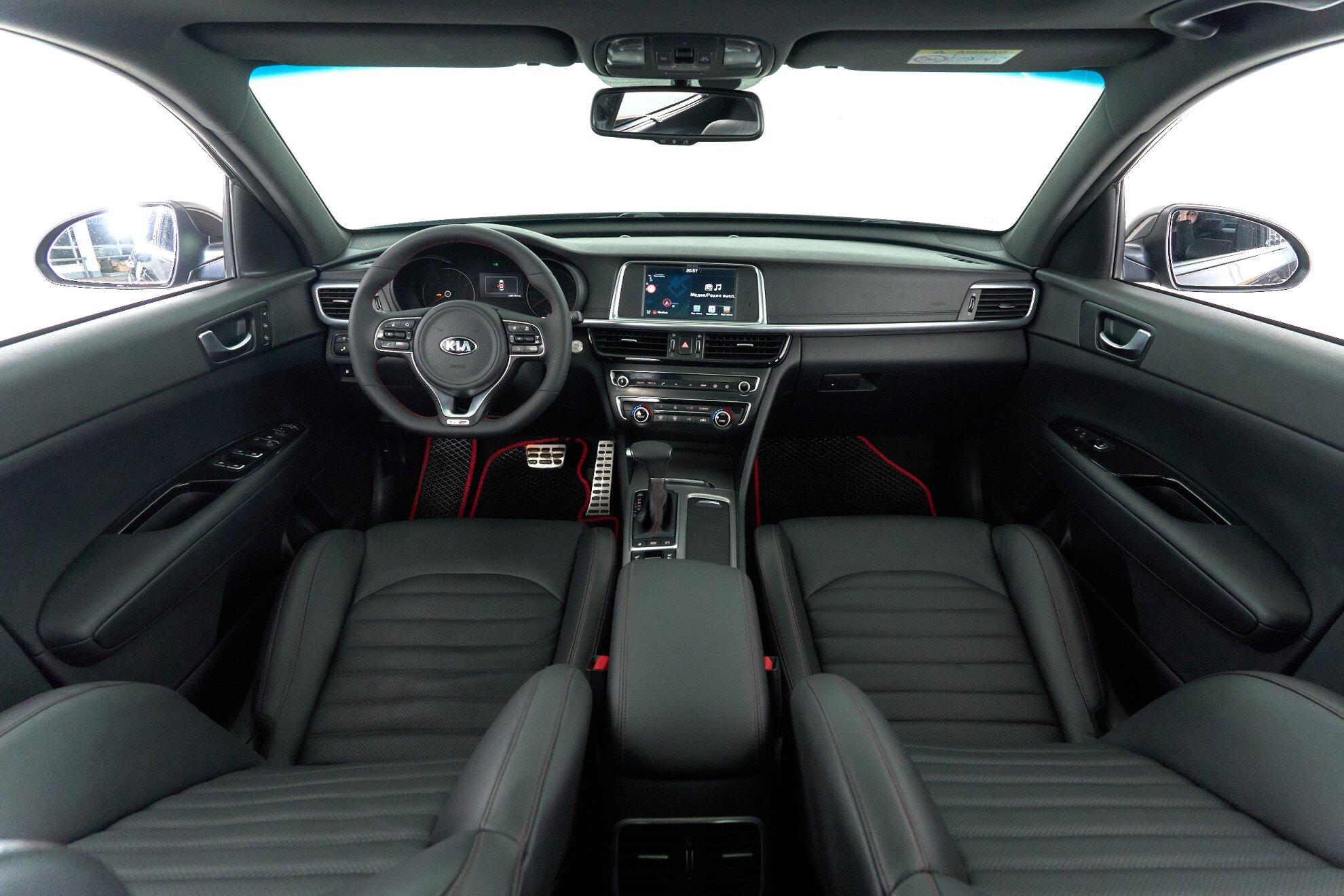 Kia Optima 2018, коричневый