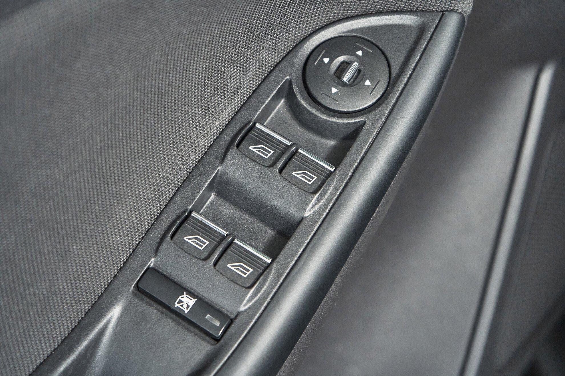 Ford Focus 2015, коричневый