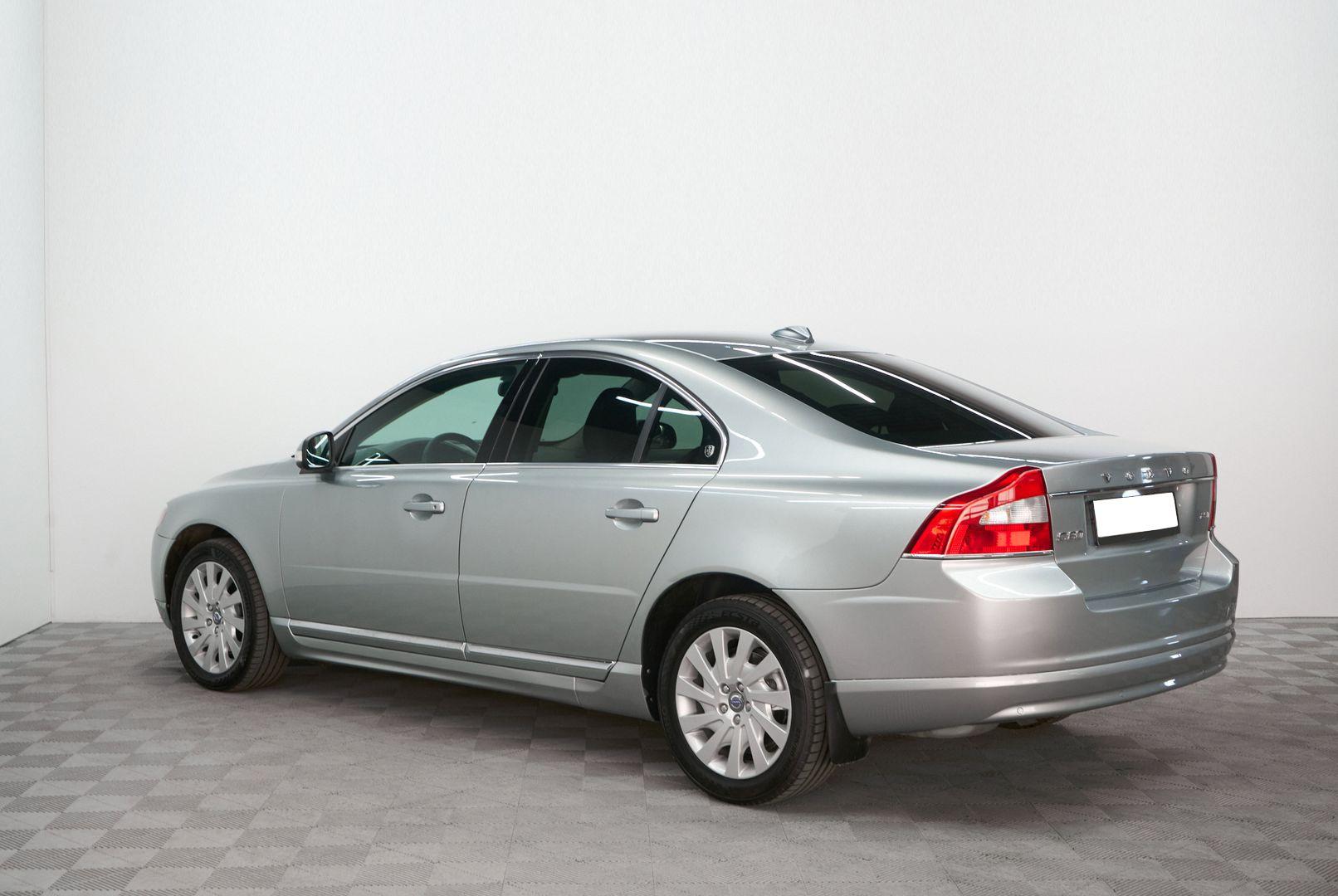 Volvo S80 2010, серебряный