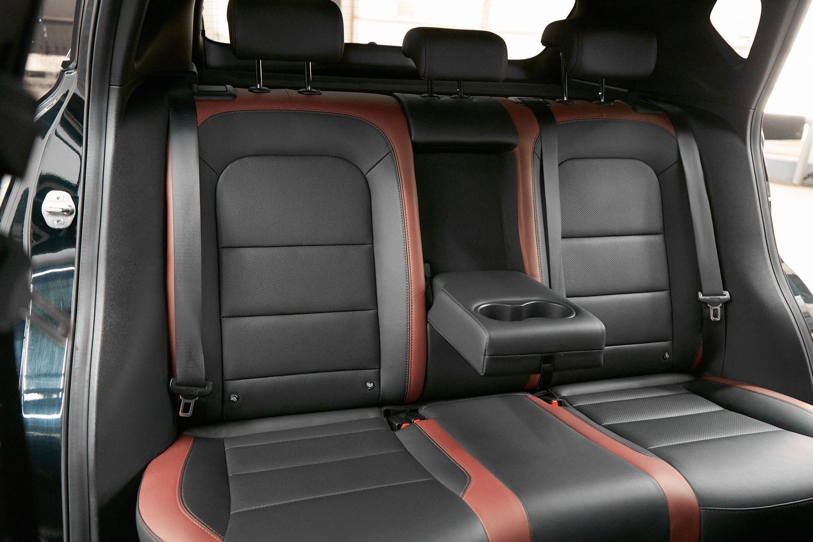 Geely Coolray 2021, черный