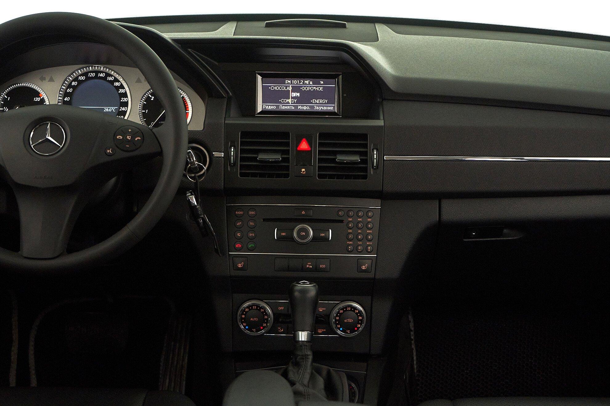 Mercedes-Benz GLK-Класс 2012, белый
