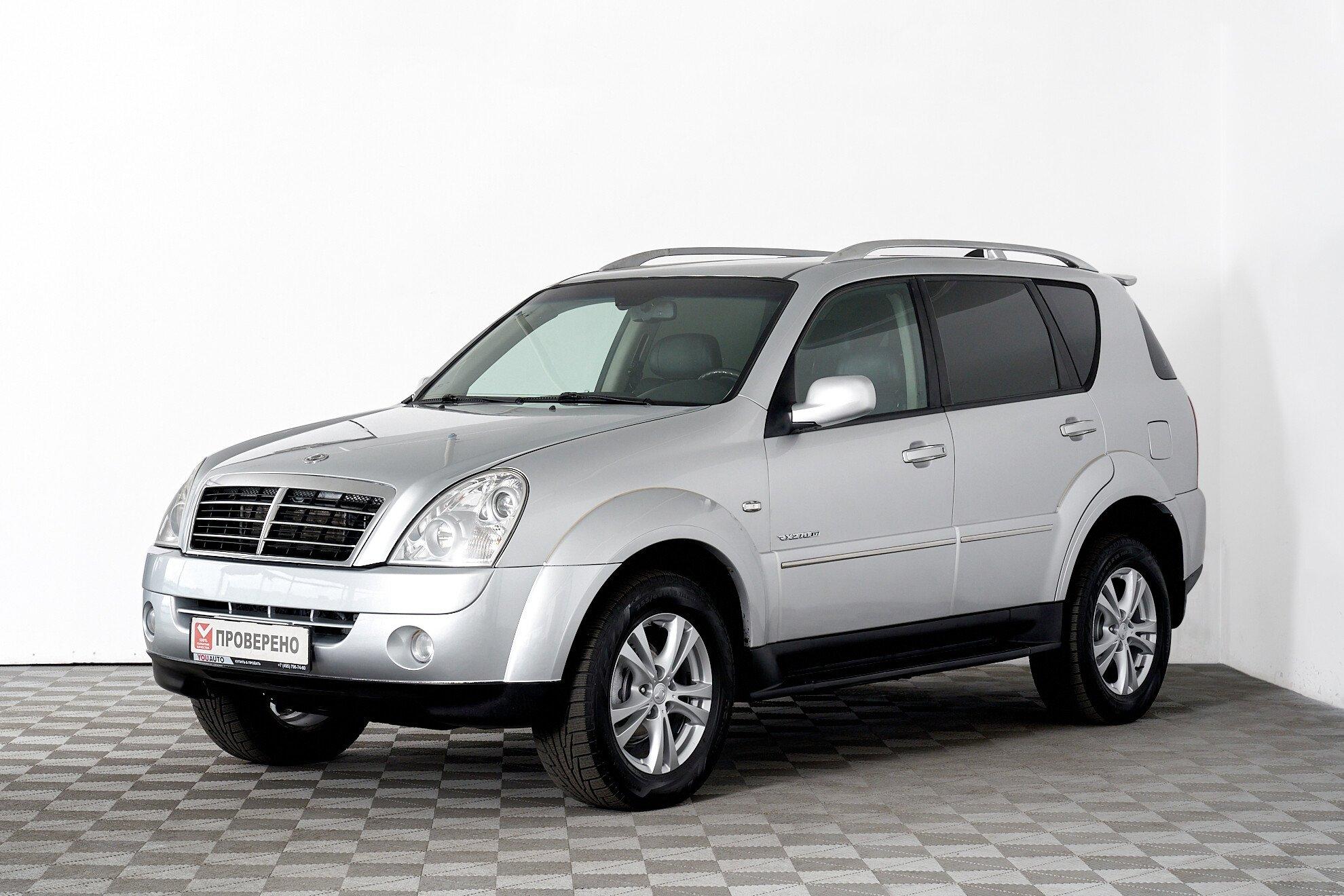 SsangYong Rexton 2011, серебряный