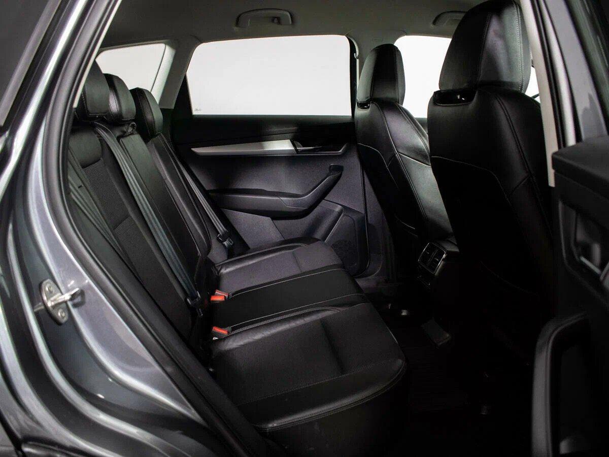 Skoda Karoq 2021, серебряный