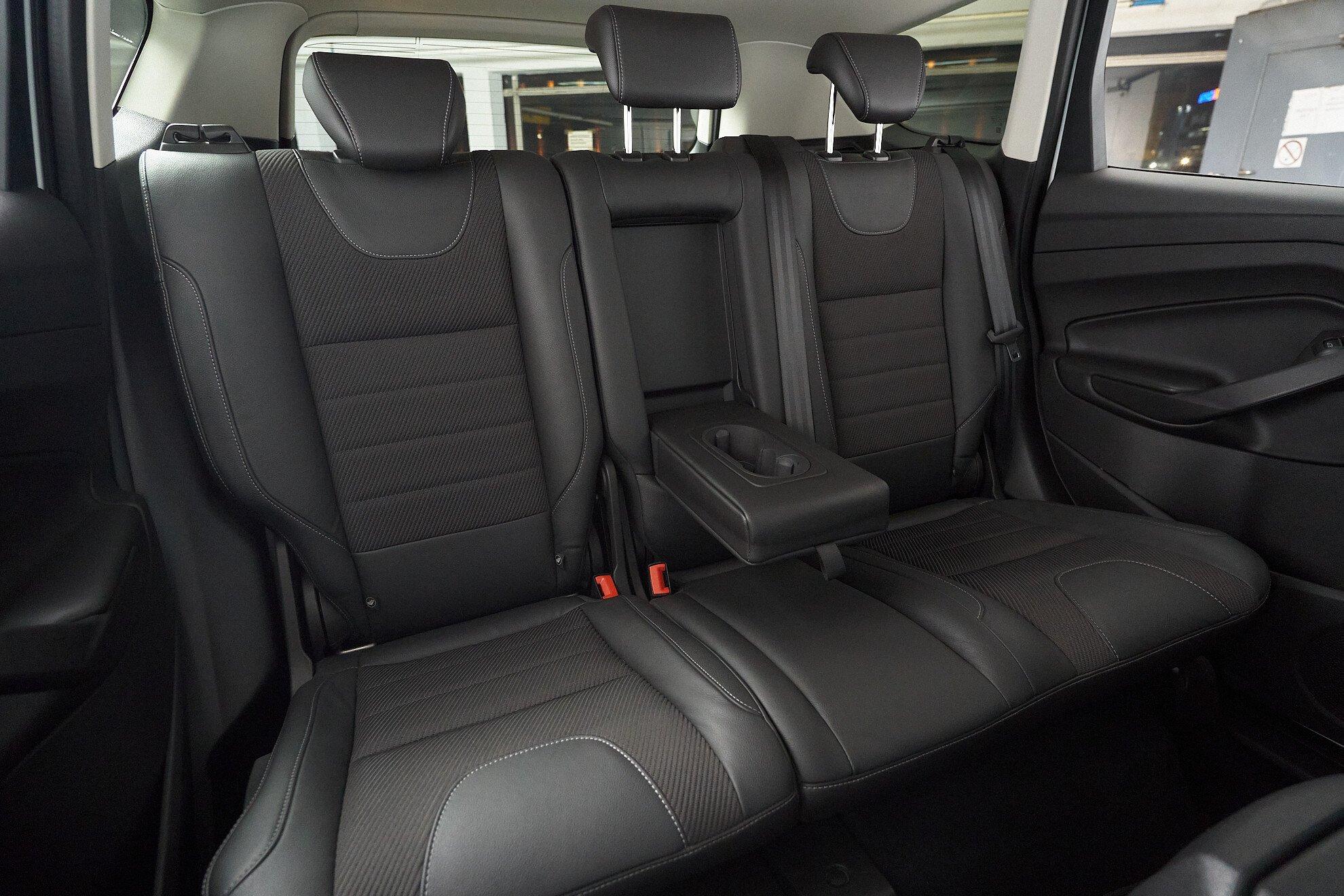 Ford Kuga 2015, белый