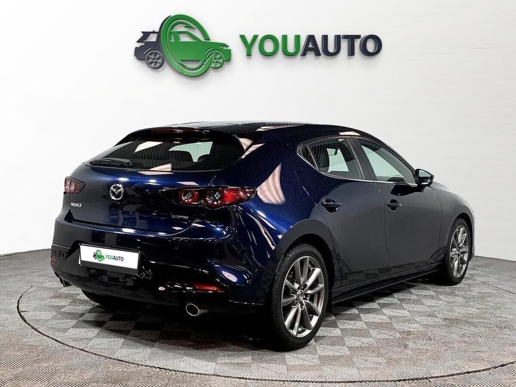 Mazda 3 2020, синий