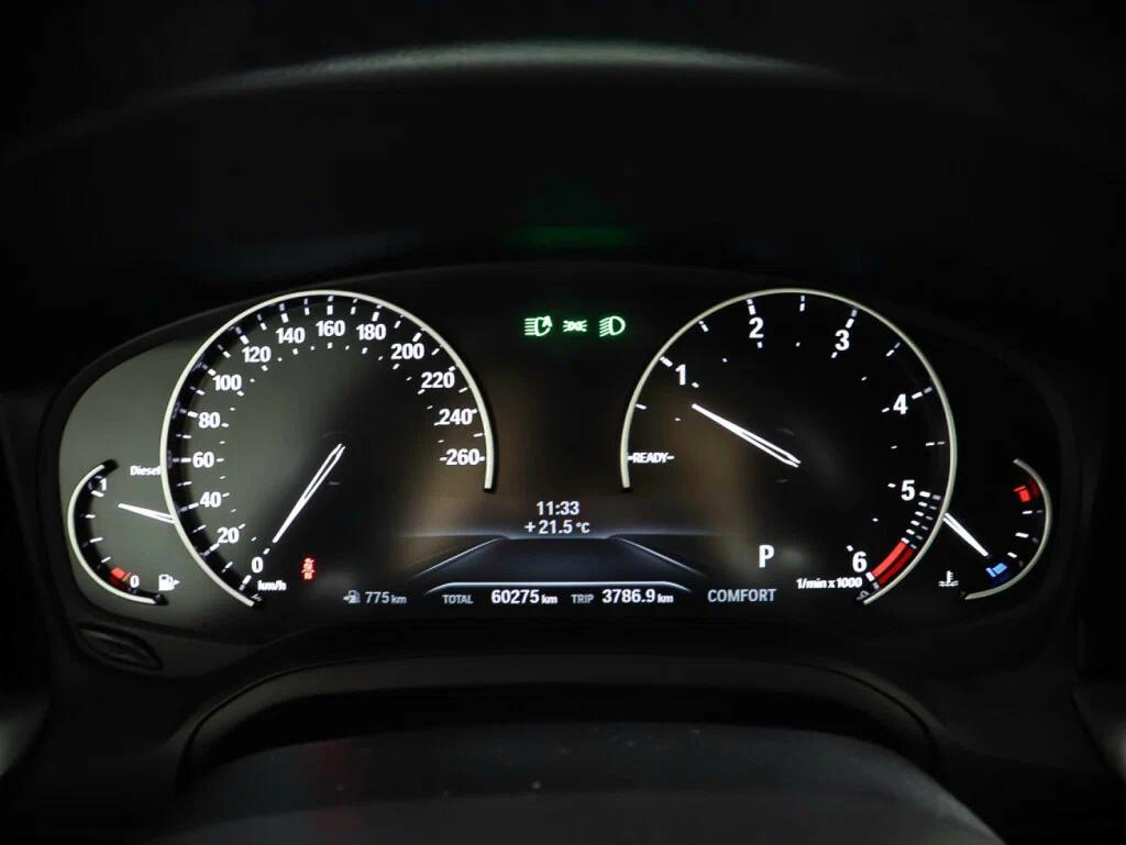 BMW 3 серии 2020, серый