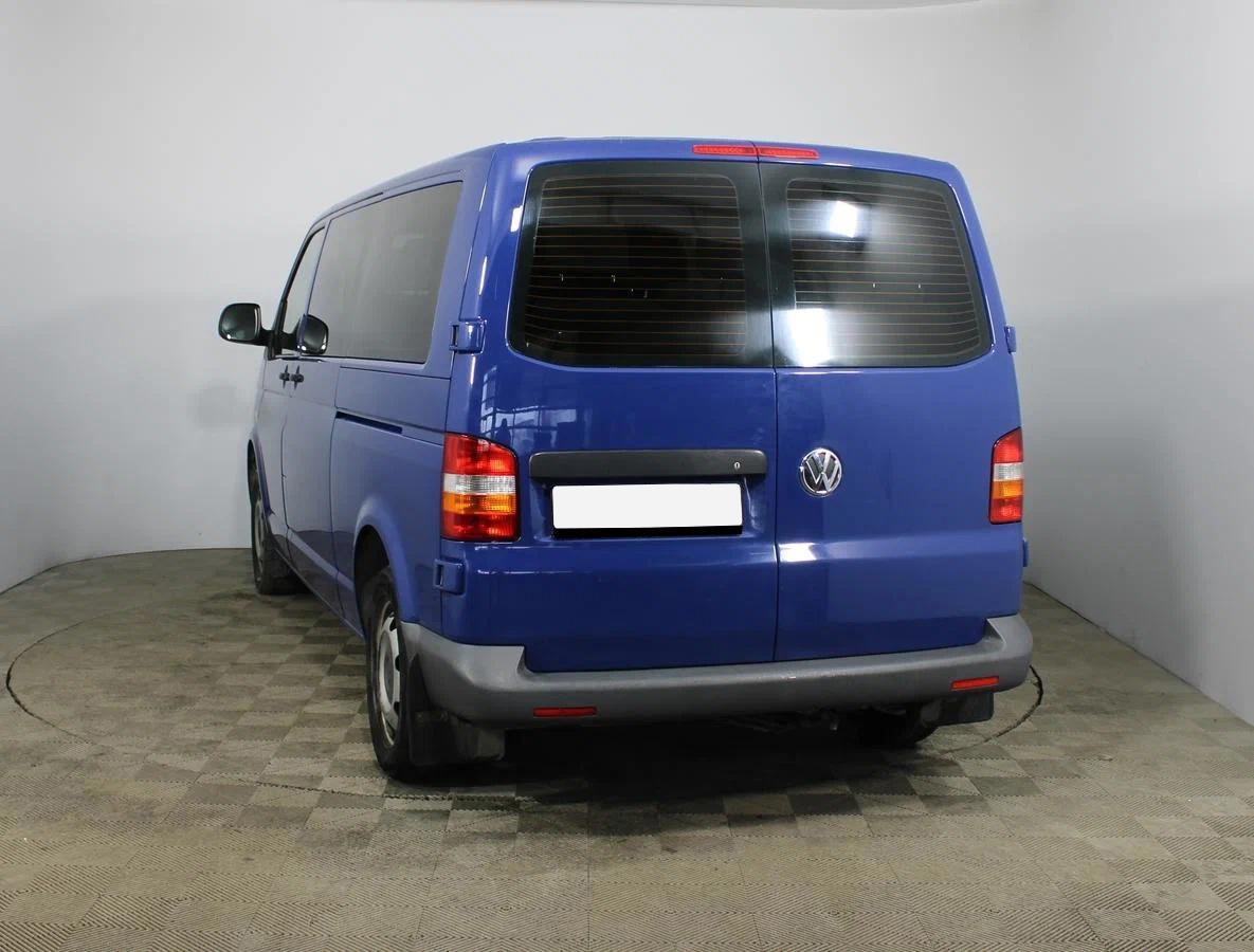 Volkswagen Transporter 2013, синий