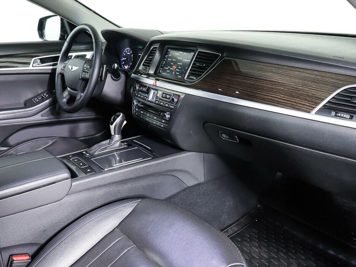 Hyundai Genesis 2014, черный