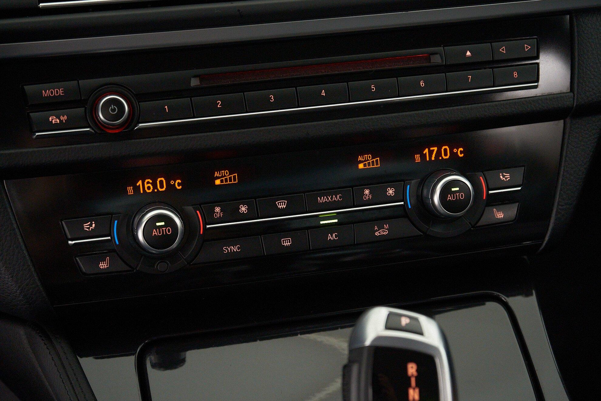 BMW 5 серии 2013, белый