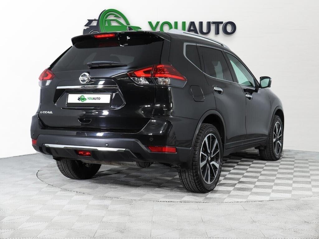 Nissan X-Trail 2022, черный