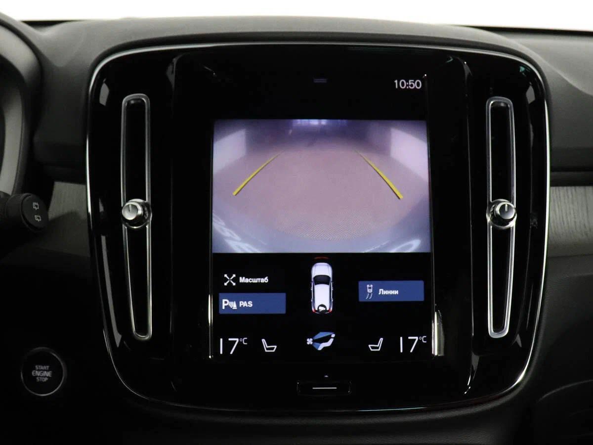 Volvo XC40 2021, черный
