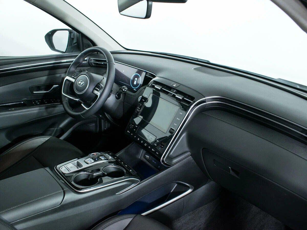 Hyundai Tucson 2023, белый