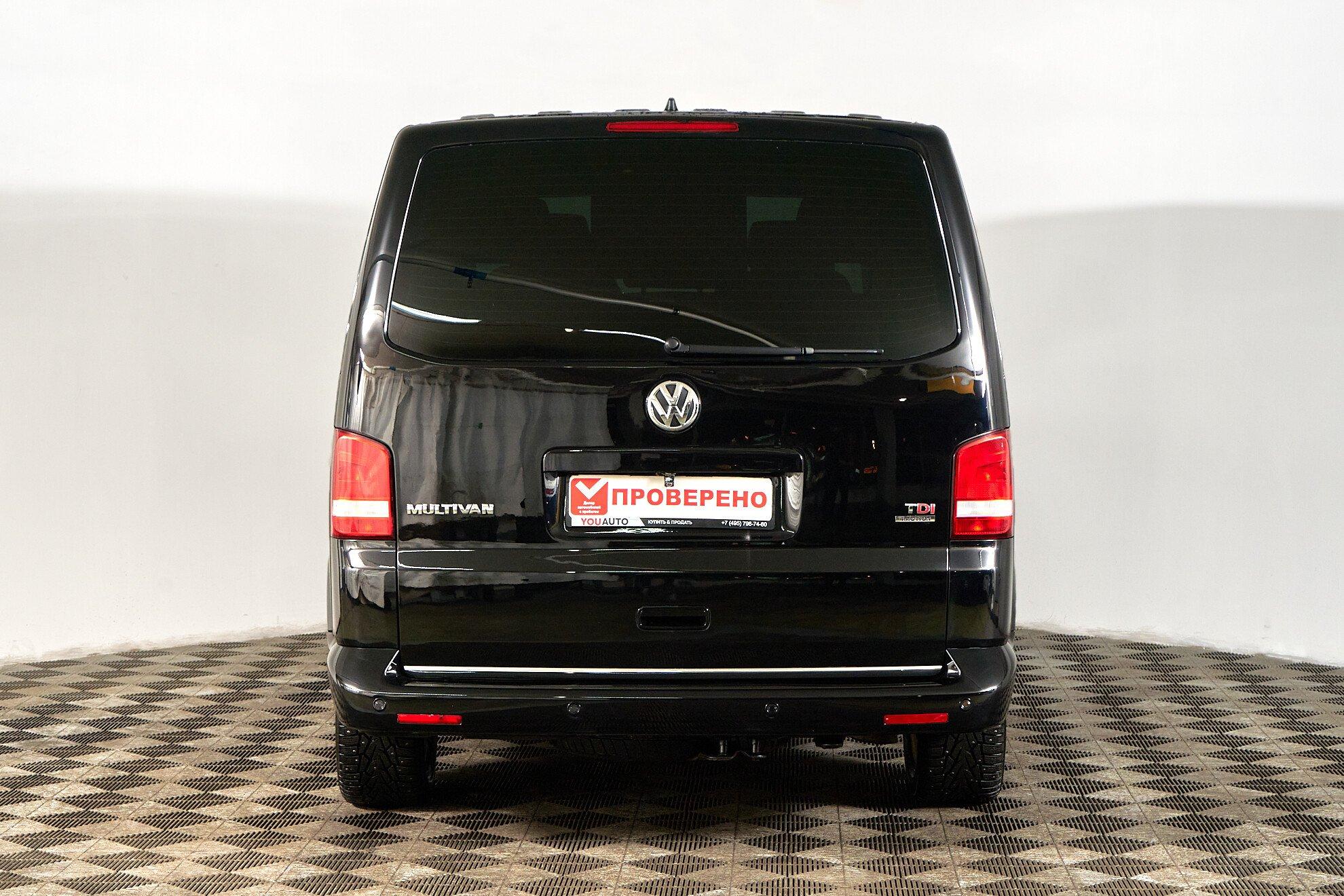 Volkswagen Multivan 2013, черный