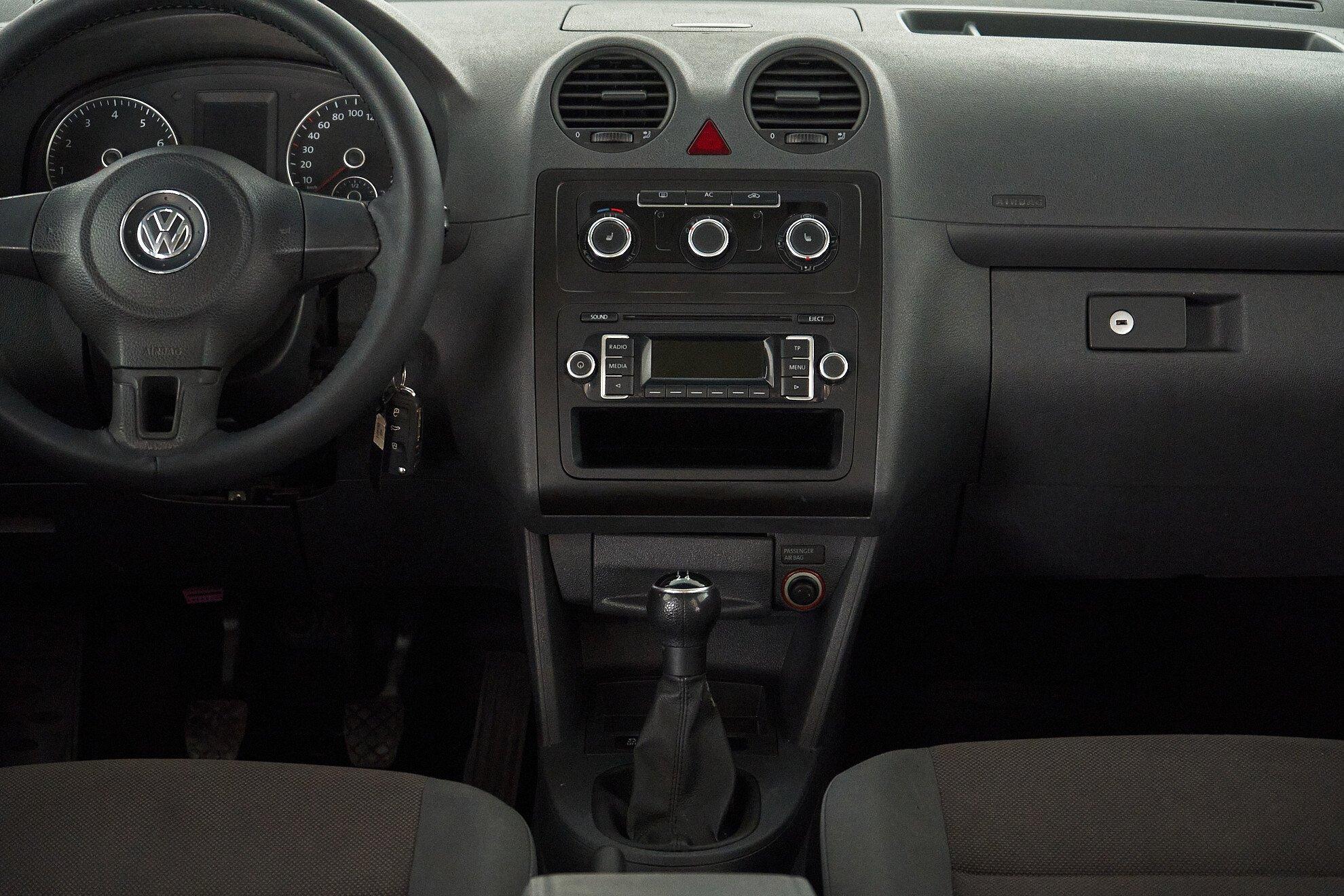 Volkswagen Caddy 2011, коричневый