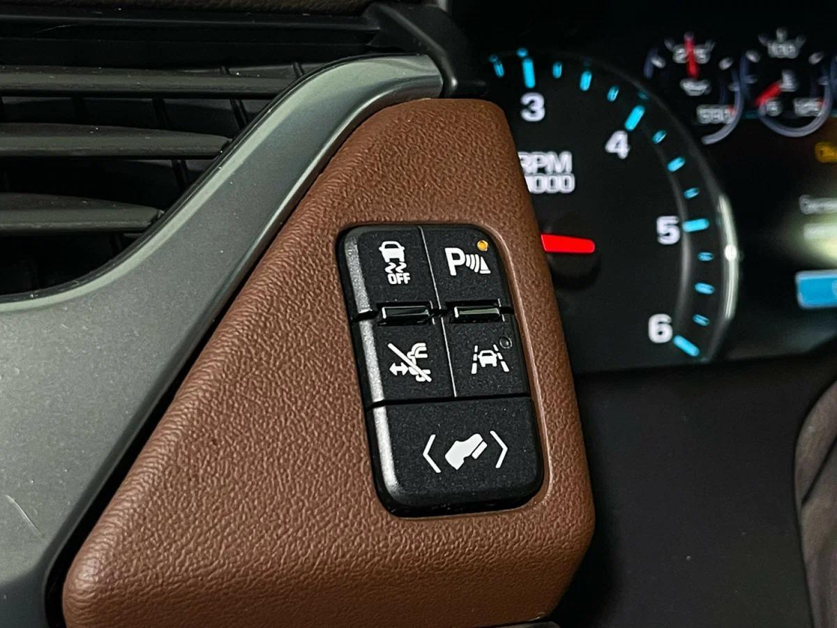 Chevrolet Tahoe 2017, черный