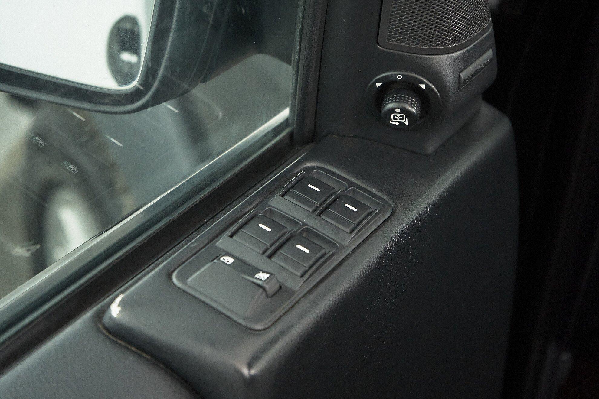 Land Rover Discovery 2008, черный