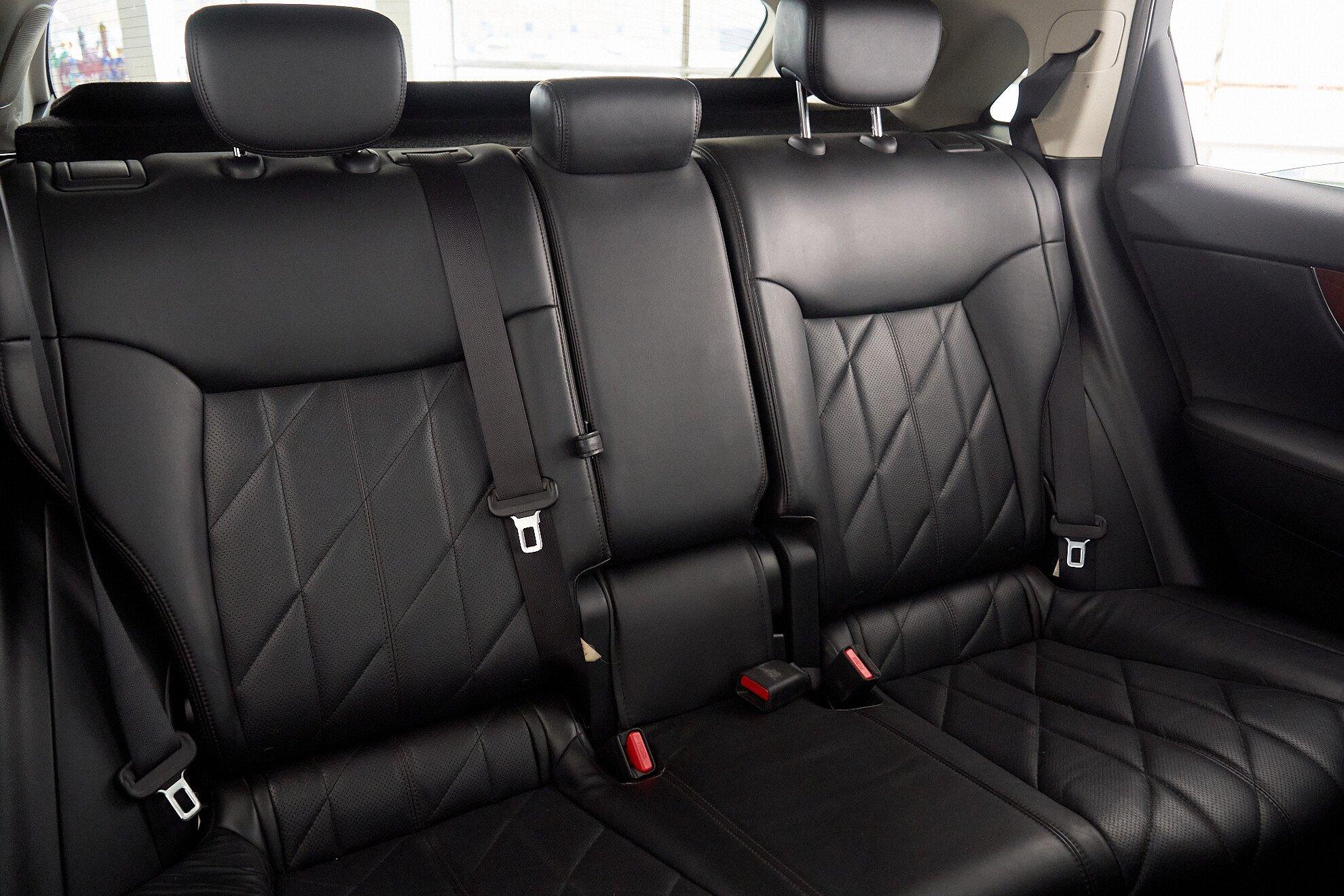 Infiniti QX70 2013, синий