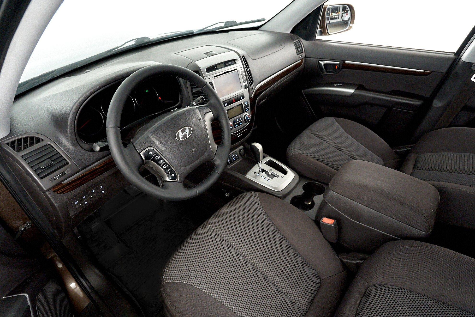 Hyundai Santa Fe 2010, коричневый
