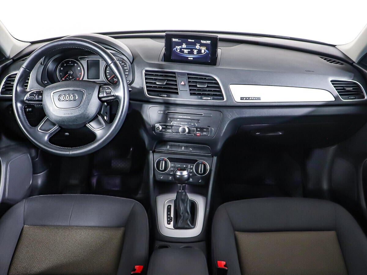 Audi Q3 2017, серебряный