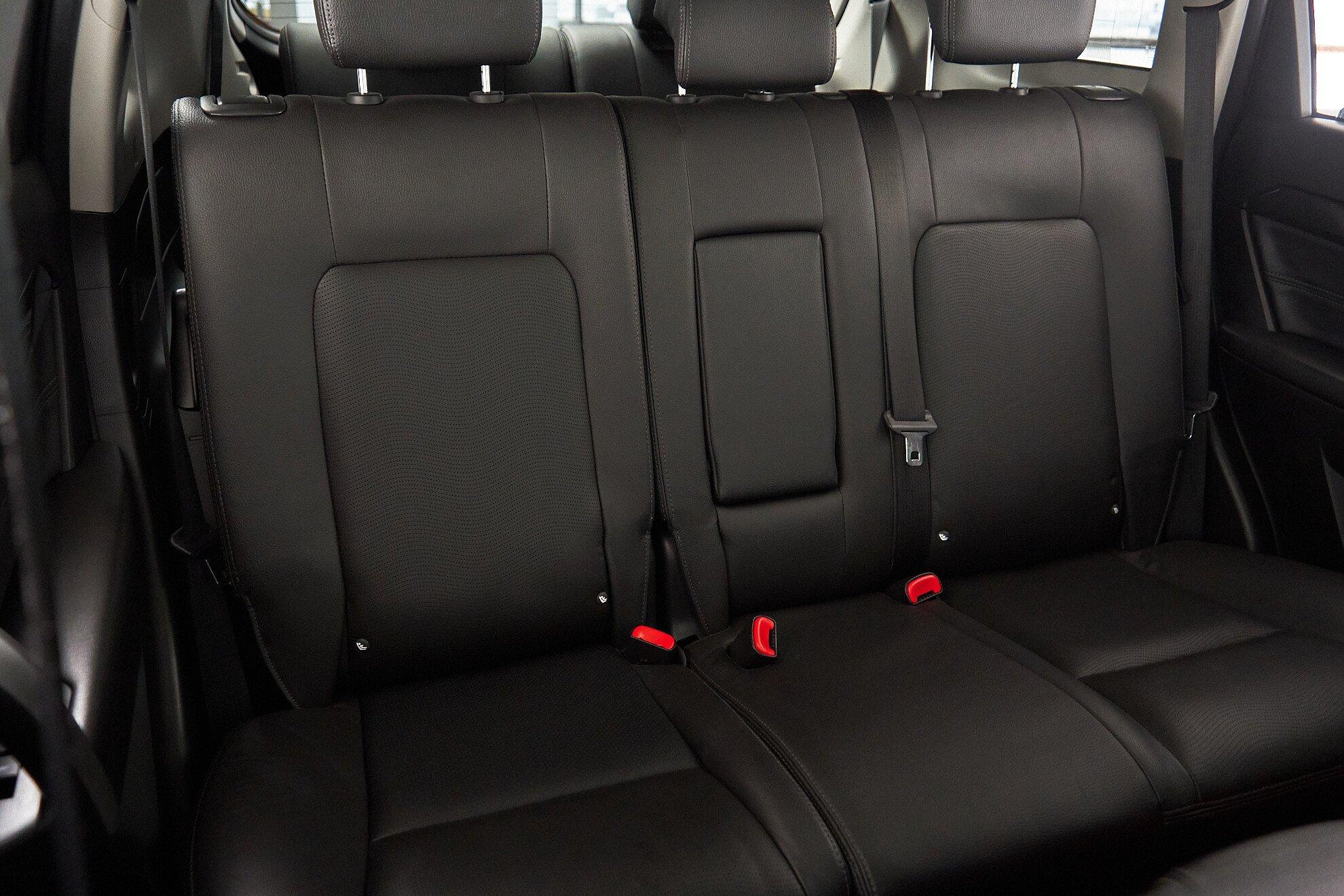 Chevrolet Captiva 2015, черный