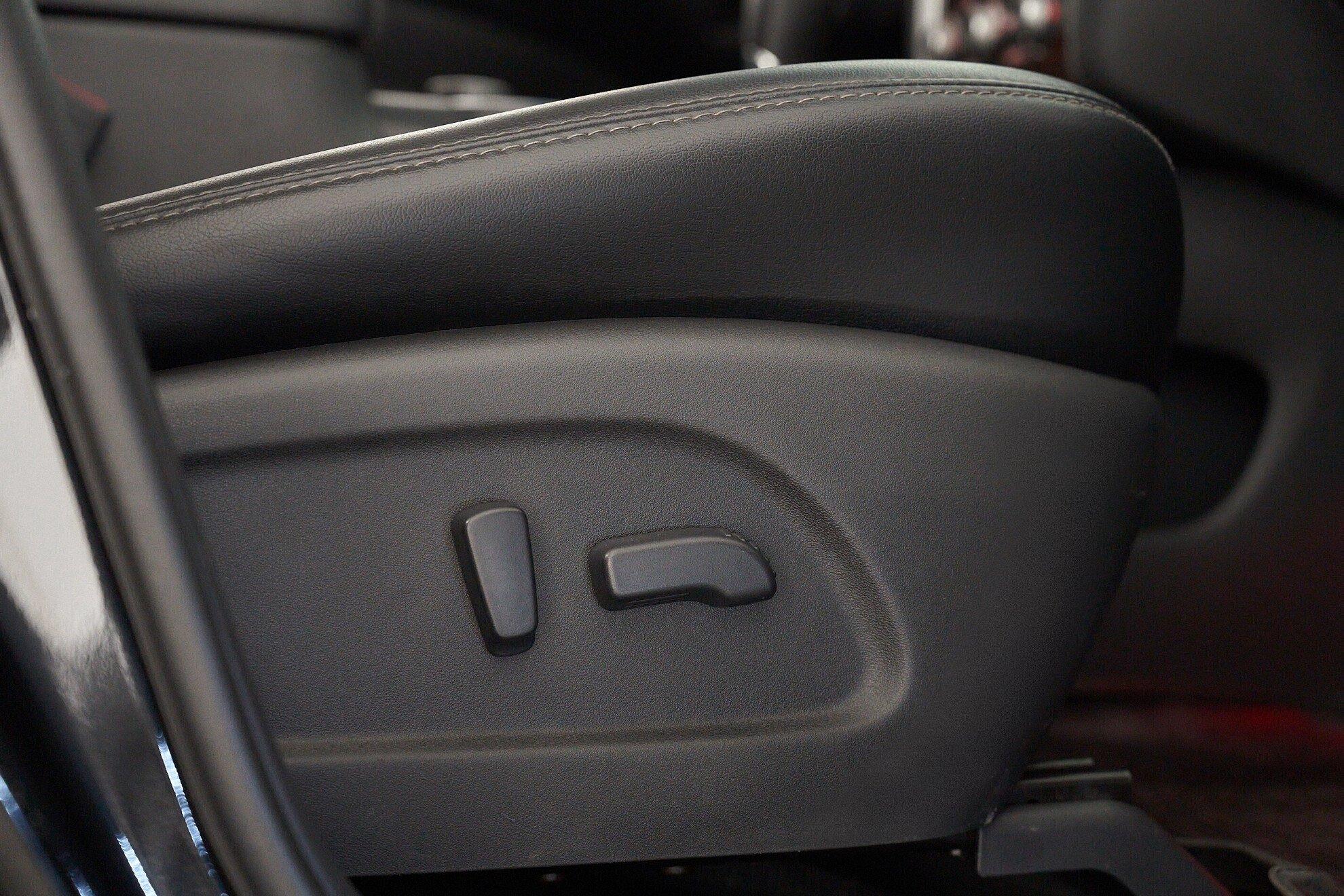 Nissan Pathfinder 2014, черный