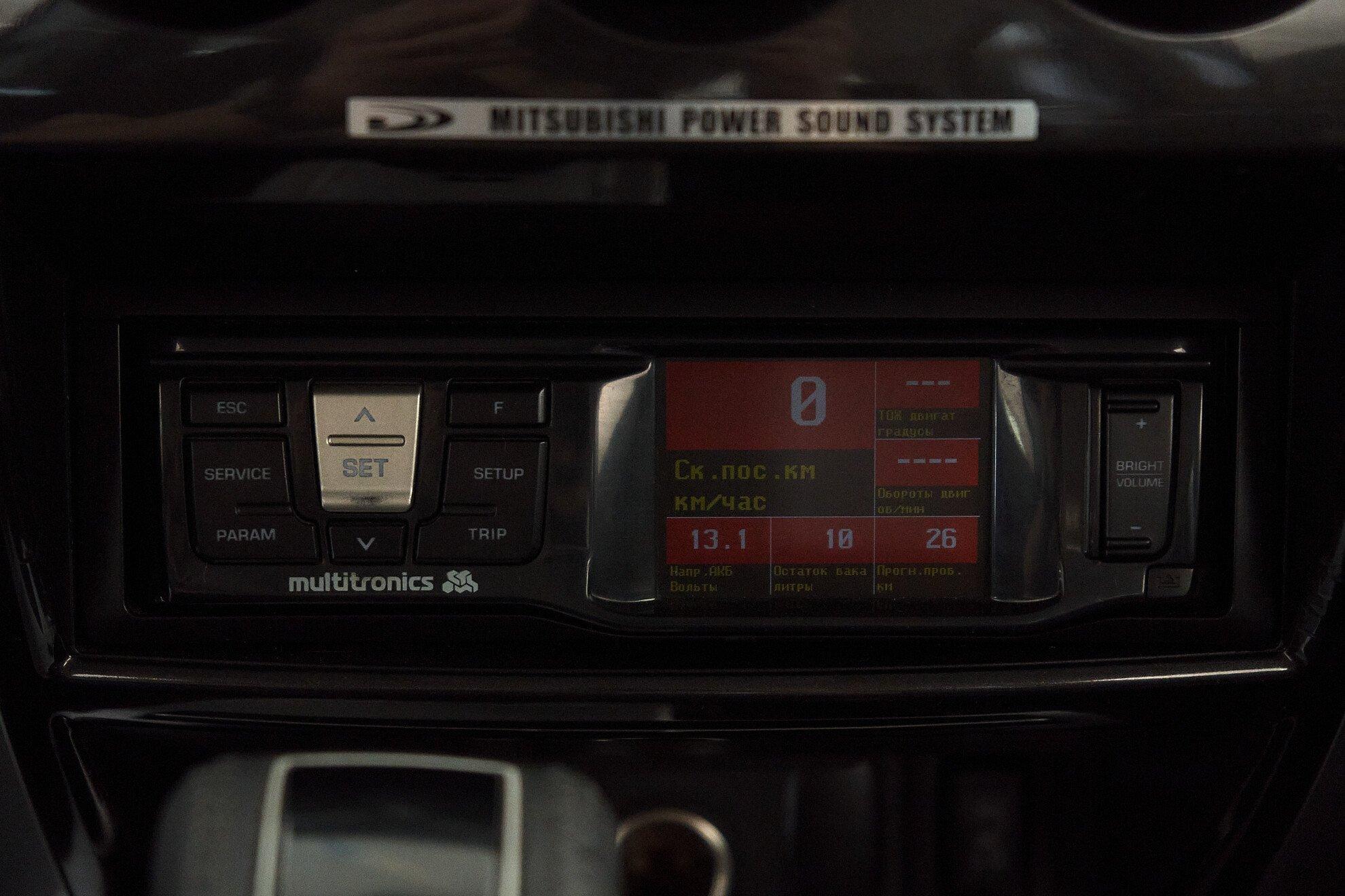Mitsubishi Pajero Sport 2012, синий