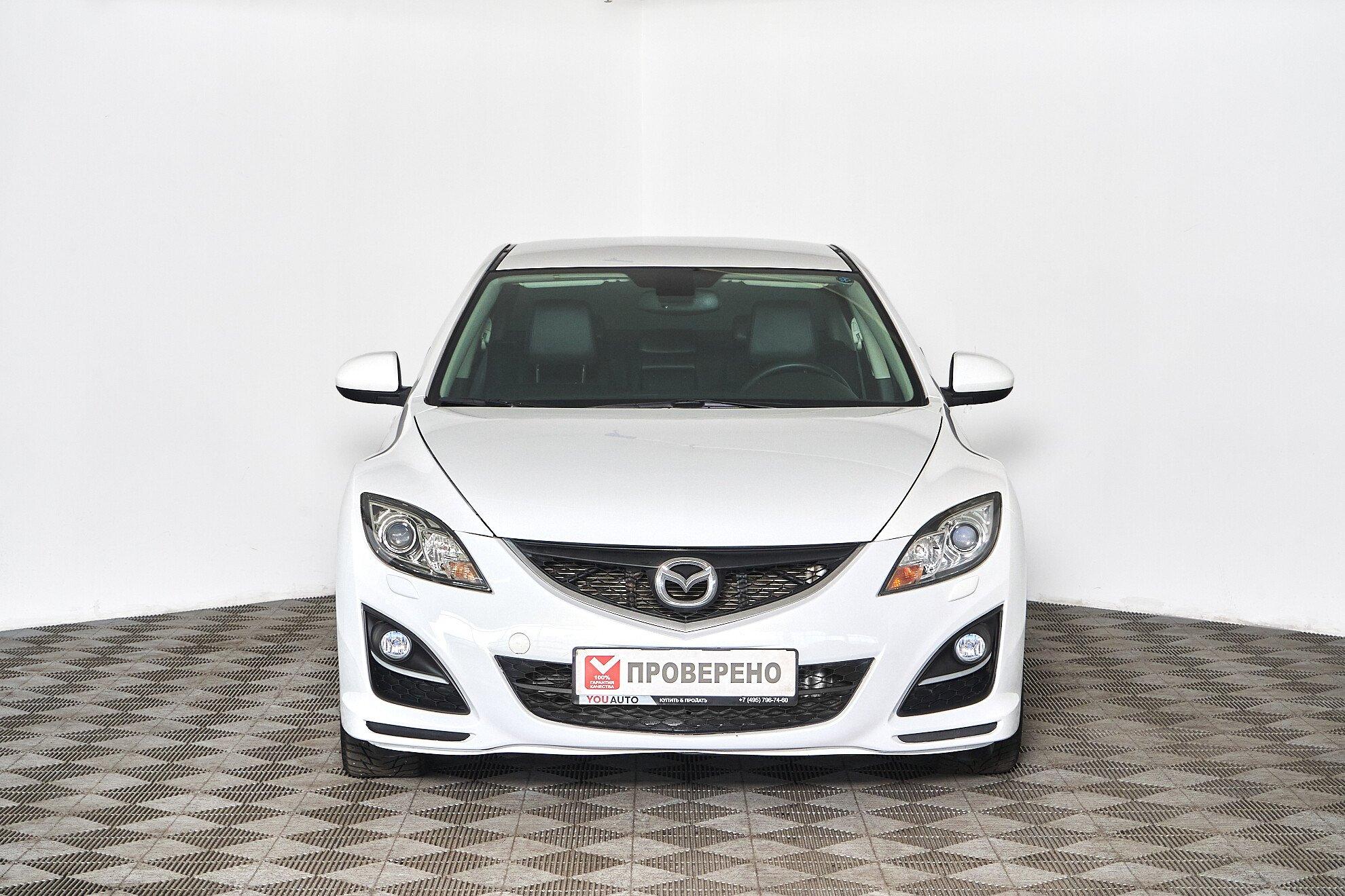 Mazda 6 2010, белый