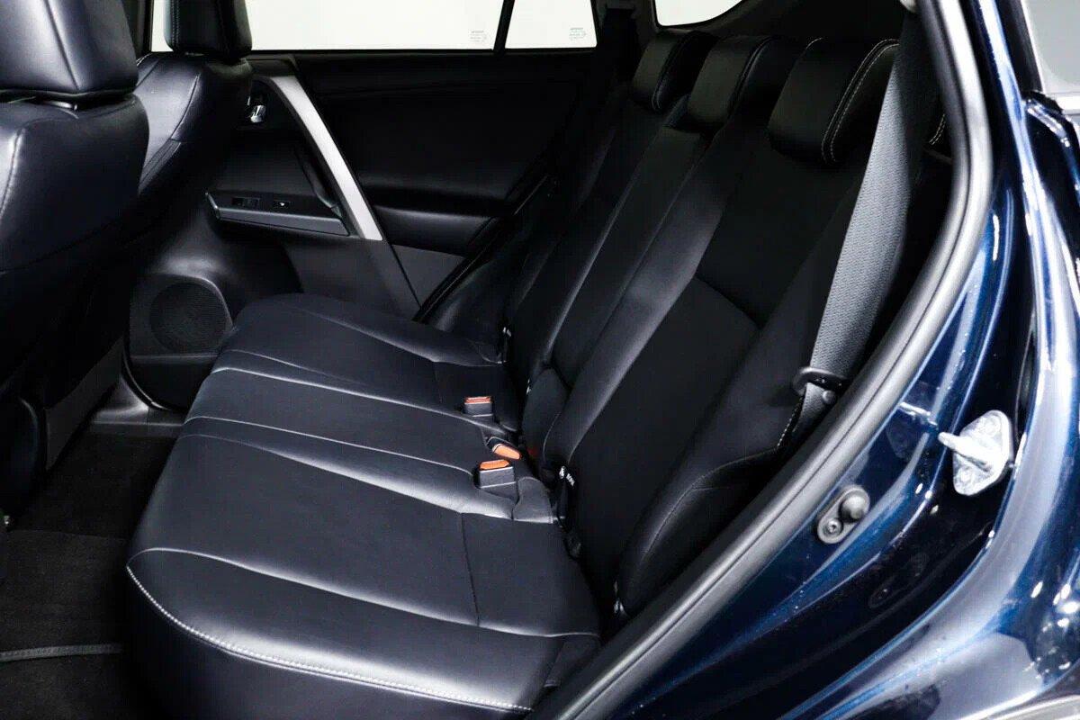 Toyota RAV4 2019, синий