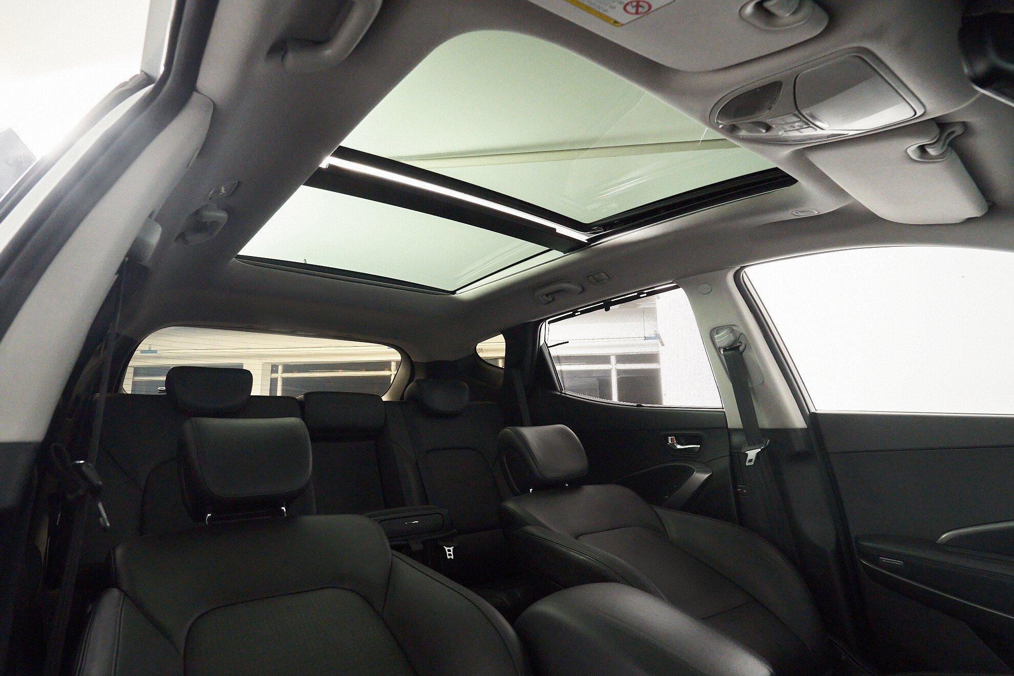 Hyundai Santa Fe 2014, серебряный