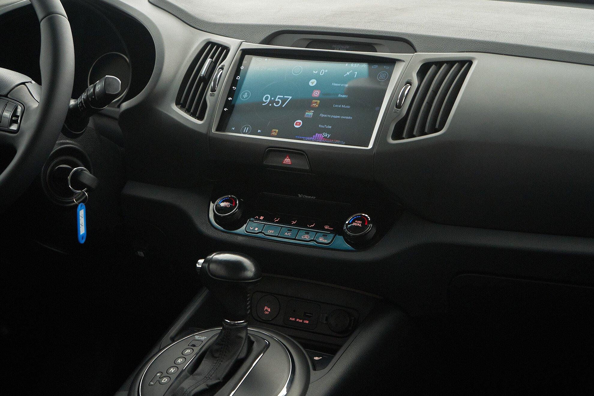 Kia Sportage 2011, белый